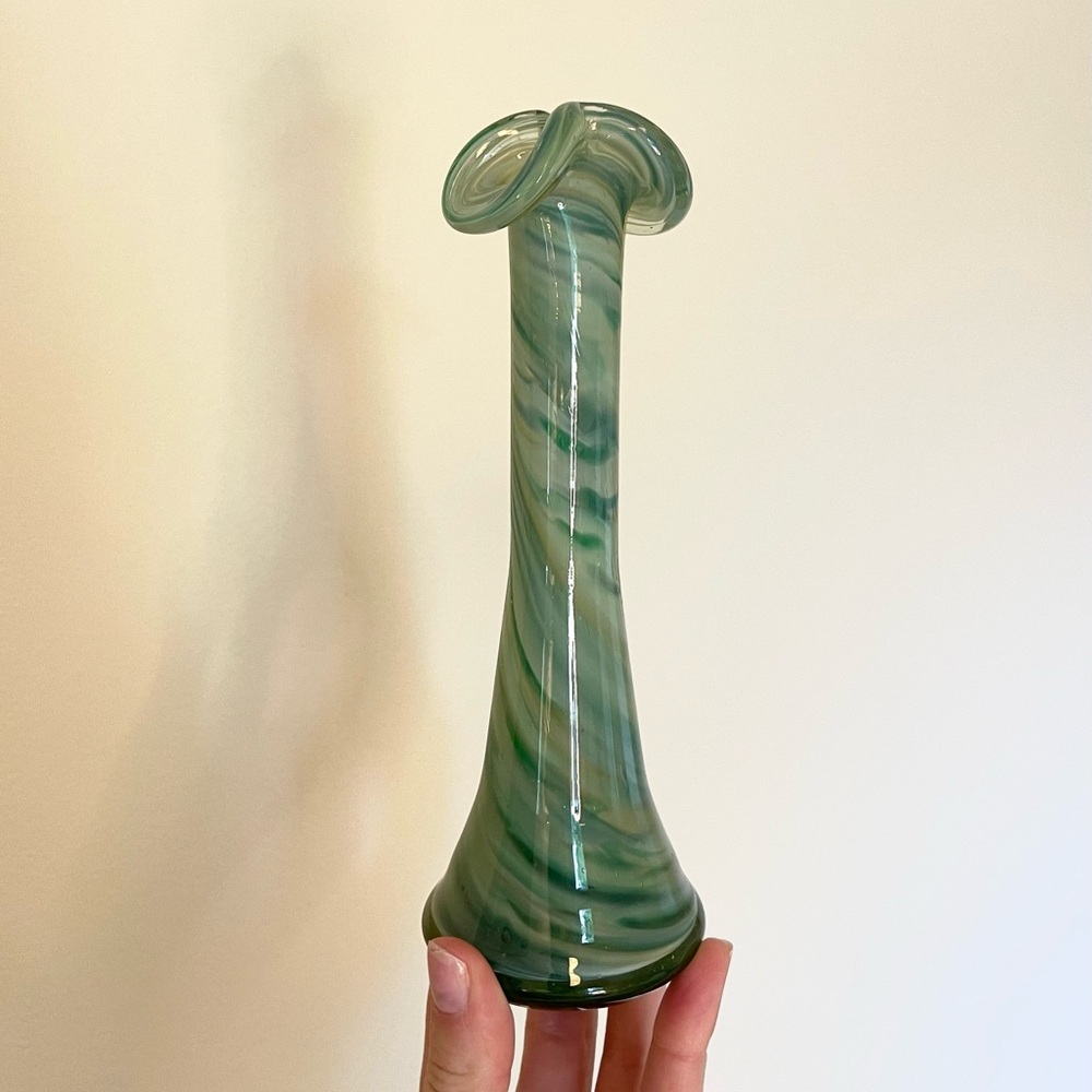 Vintage Hand Blown Art Glass Swirl Bud Vase